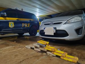 PRF apreende 11 Kg de cocaína em Água Clara (MS) PRF apreende 11 Kg de cocaína em Água Clara (MS)