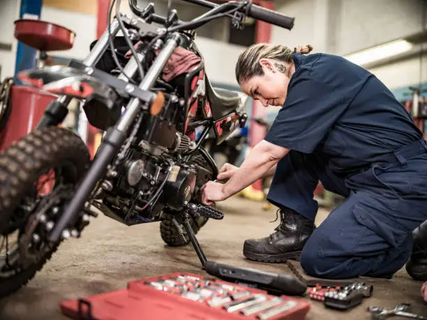 5 motivos para escolher oficina de moto em Três Lagoas em 2025 e manter sua moto sempre em dia 1 Conheça 5 motivos para escolher oficina de moto em Três Lagoas em 2025 e veja como manter sua moto segura e bem cuidada.