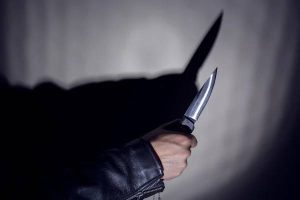 Violência em Três Lagoas: homem é esfaqueado e tem  afundamento de crânio