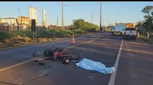 Motociclista morre atropelado por caminhão baú na BR-163, no macroanel de  Campo Grande