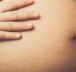 Mulher grávida perde o bebe após ser 3stupr@da e agred1da enquanto caminhava