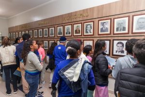 Servidores e vereadores recebem mais uma turma da escola Gentil Montalvão, em Três Lagoas-MS Servidores e vereadores recebem mais uma turma da escola Gentil Montalvão, em Três Lagoas-MS