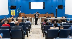 Jovens vereadores passam por capacitação sobre regimento interno, em Três Lagoas Jovens vereadores passam por capacitação sobre regimento interno, em Três Lagoas