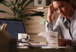 87% das mulheres empreendedoras já se endividaram e 68% têm acesso a crédito negado, aponta pesquisa Serasa 87% das mulheres empreendedoras já se endividaram e 68% têm acesso a crédito negado, aponta pesquisa Serasa