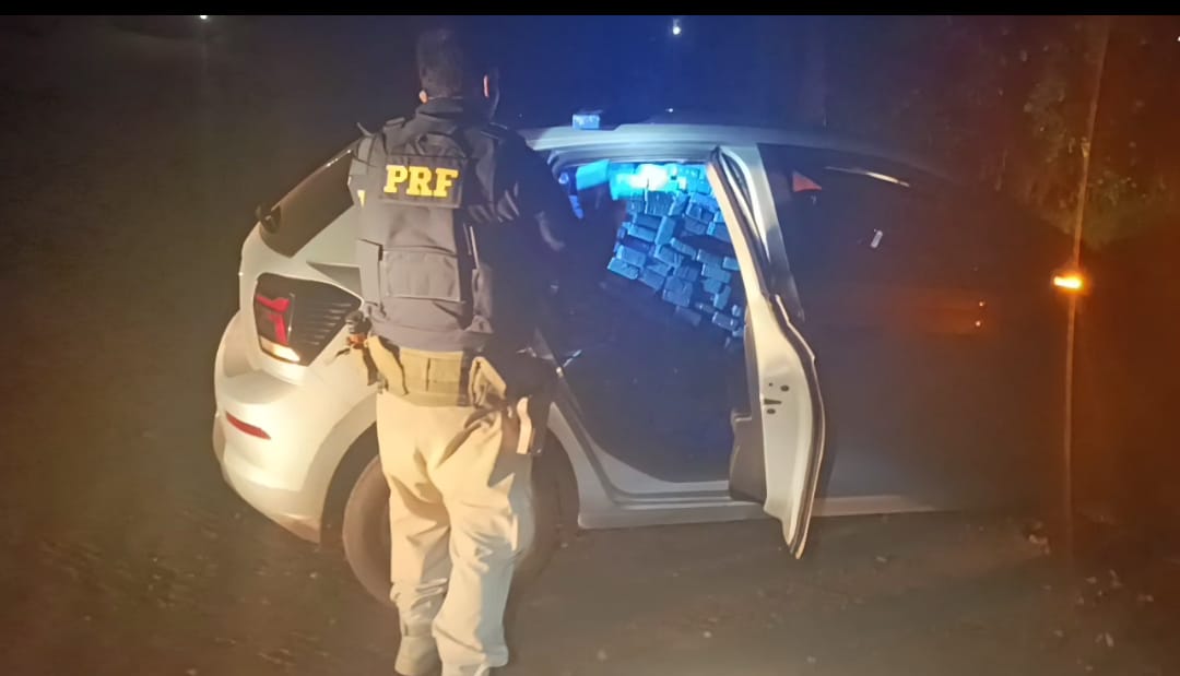 Droga apreendida em um VW/Polo