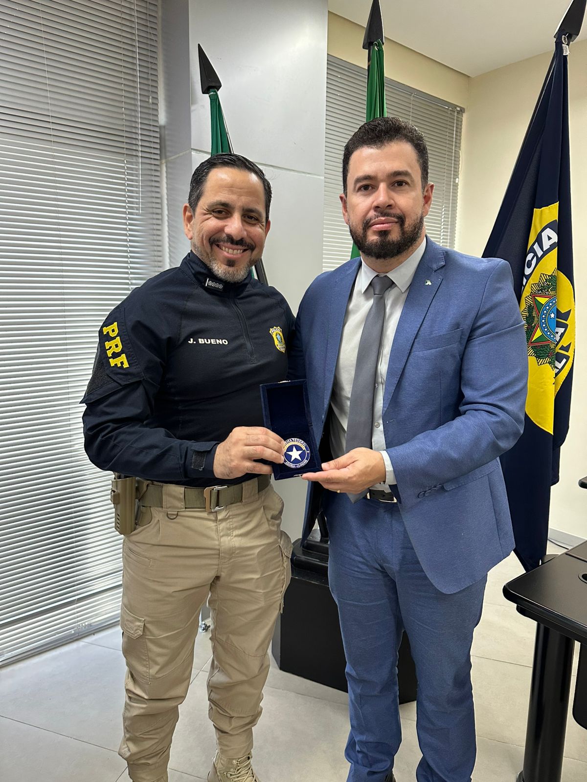 Superintendente da PRF em MS recebe visita institucional de representantes da Receita Federal