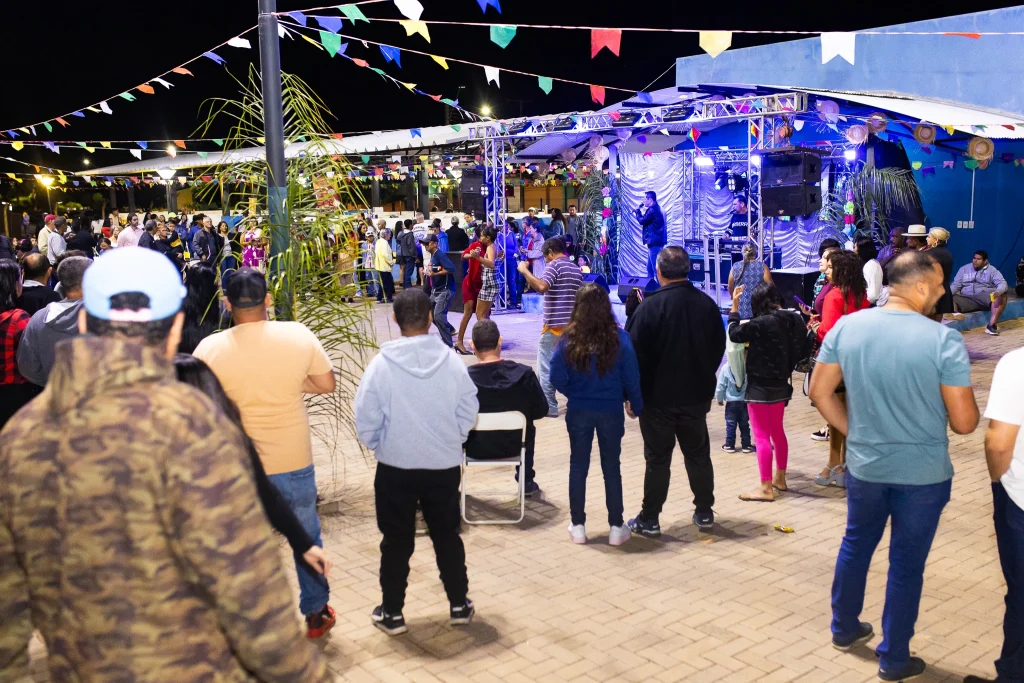 Festa Julina da Feirinha do Produtor de Castilho SP tem danças e show do Grupo do Mato que agitou mais de 4 escolas 35 Festa Julina da feirinha do produto de Castilho SP 2025 35