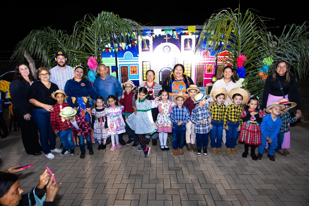 Festa Julina da Feirinha do Produtor de Castilho SP tem danças e show do Grupo do Mato que agitou mais de 4 escolas 6 Festa Julina da feirinha do produto de Castilho SP 2025 6