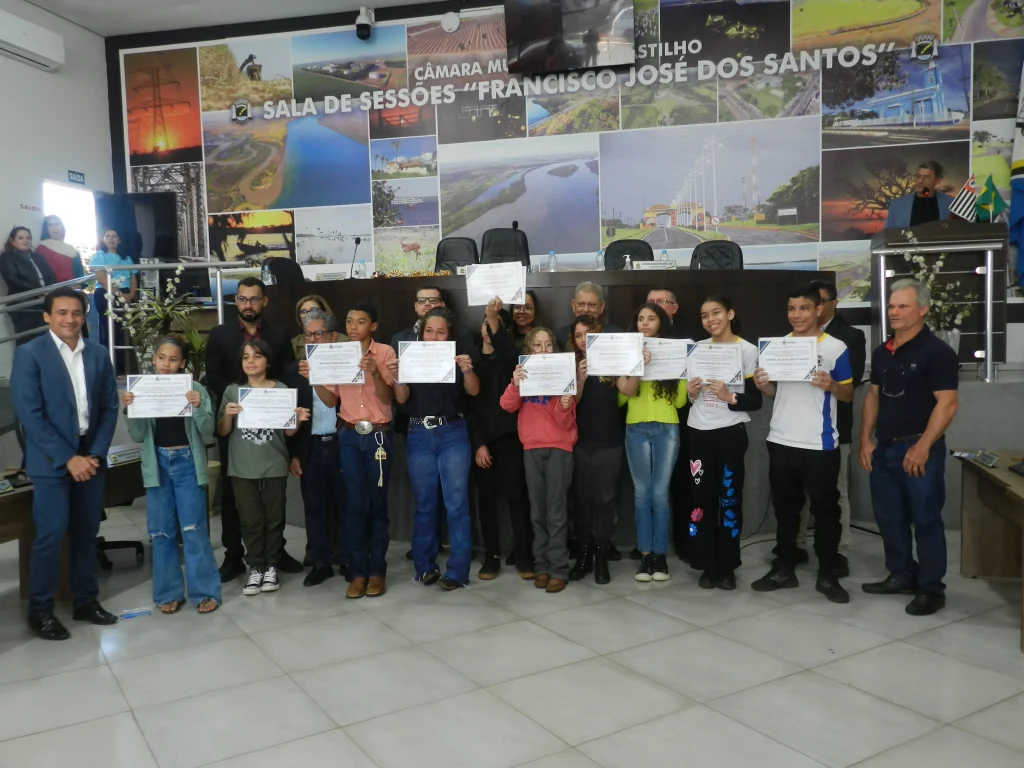 Vereador Mirim de Castilho 2025: cerimônia de posse emociona comunidade escolar 39 vereador mirim castilho 2025 29 1