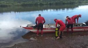 Jovem de 21 anos desaparece no Rio Verde, em Água Clara, no inicio da tarde deste domingo Jovem de 21 anos desaparece no Rio Verde, em Água Clara, no inicio da tarde deste domingo