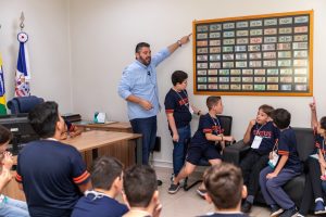Câmara de Três Lagoas-MS recebe alunos da escola Exitus no projeto Visita Guiada Câmara de Três Lagoas-MS recebe alunos da escola Exitus no projeto Visita Guiada