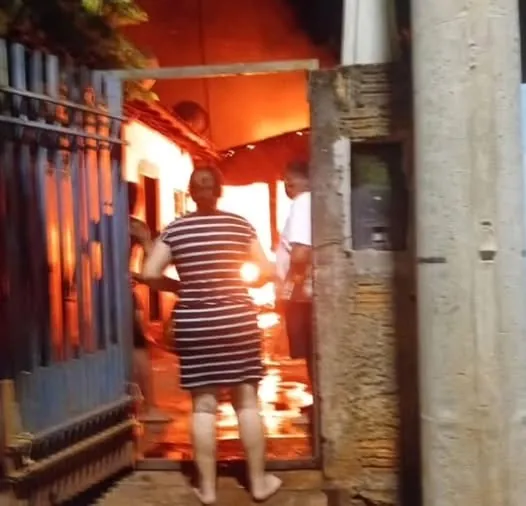 Castilho SP: 7 formas de ajudar família que perdeu casa em incêndio no bairro Leão I 1 Castilho SP, incêndio em Castilho