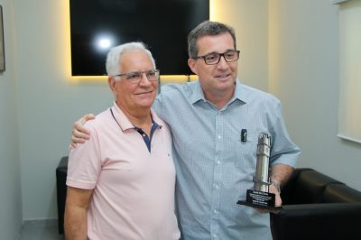 HOMENAGEM AO COMERCIANTE SUEIDI DIA DO RELOGIO 10-10 (1)
