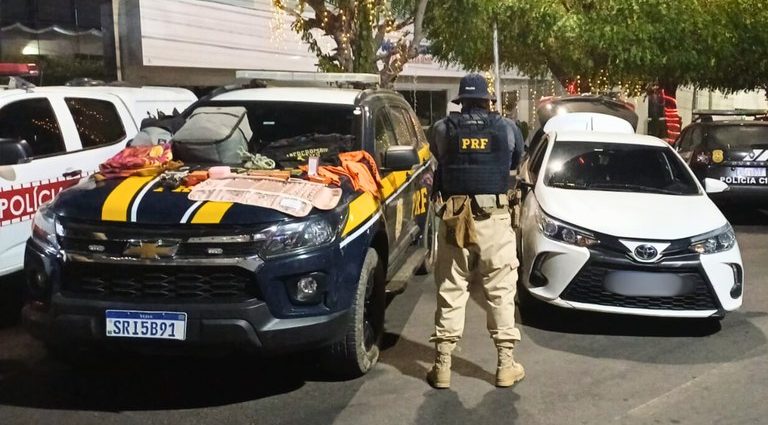 PRF APEDEVE VEÍCULO ROUBADO E ARMAS EM CURRAIS NOVOS