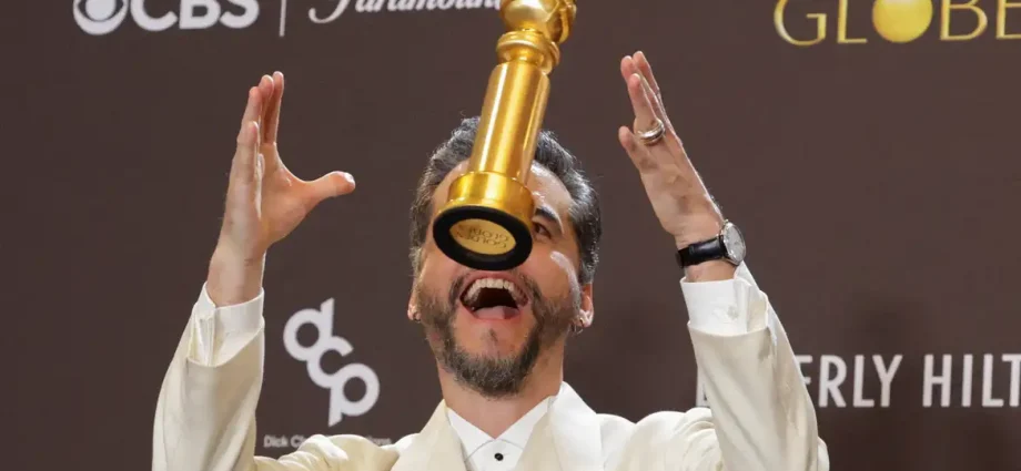 O AGENTE SECRETO: O BRASIL BRILHA NO GLOBO DE OURO