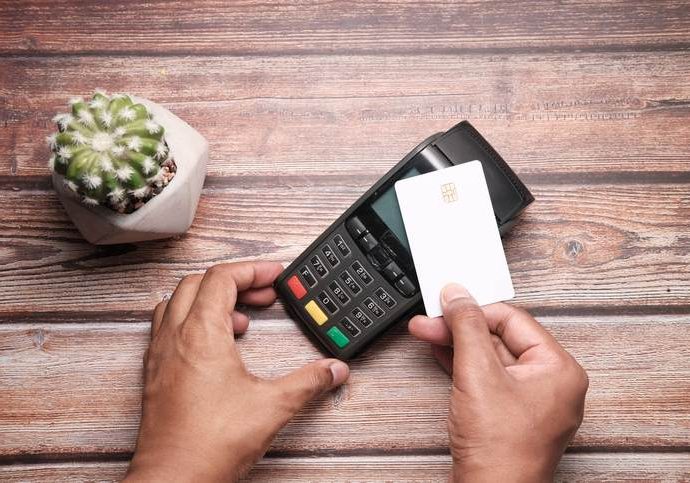 TICKET GARANTE LIMINAR PARA MANUTENÇÃO DO VALE-ALIMENTAÇÃO