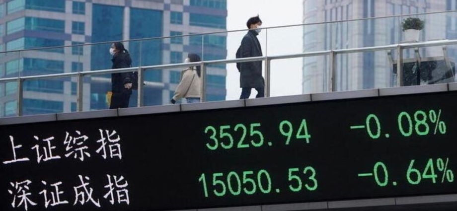 BOLSAS ASIÁTICAS FECHAM MISTAS; MERCADO VOLÁTIL