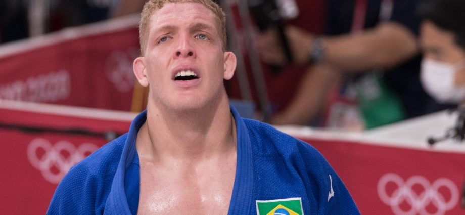 DOPING NO ESPORTE: CASO DE RAFAEL BUZACARINI