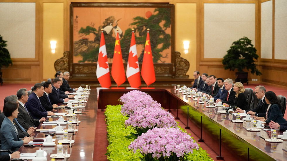 RAPROCHAMENTO COM A CHINA: UMA NOVA ERA PARA O CANADÁ