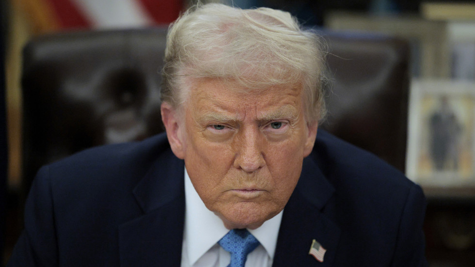 GREENLAND: O ULTIMATO DE TRUMP E O FUTURO DA NATO