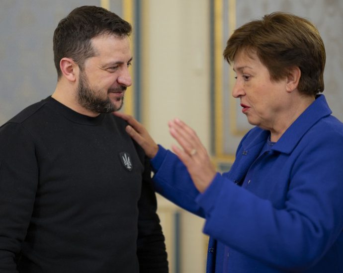 IMF: REFORMAS URGENTES PARA FINANCIAMENTO DA UCRÂNIA