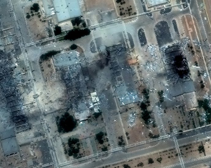 IRÃ NÃO ESTÁ ENRIQUECENDO URÂNIO, DIZ RELATÓRIO