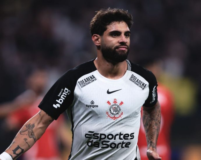 YURI ALBERTO: CORINTHIANS DEFINE PREÇO E OPORTUNIDADES NO MERCADO