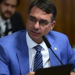 UNIÃO DA DIREITA: FLÁVIO BOLSONARO PEDE APOIO CONTRA O PT