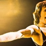 FREDDIE MERCURY: SUPOSTA FILHA FALLECE AOS 48 ANOS