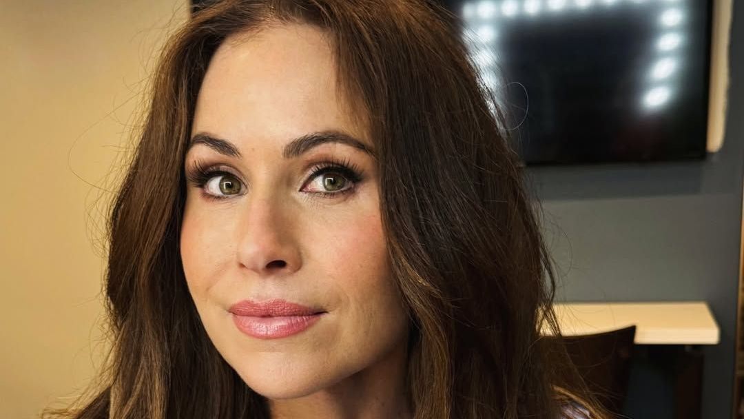 MINNIE DRIVER RELEMBRA VISITA AO BRASIL COM CARINHO