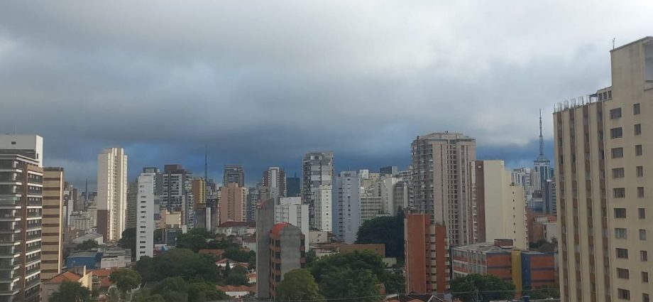 DEFESA CIVIL ALERTA PARA CHUVAS EM SÃO PAULO
