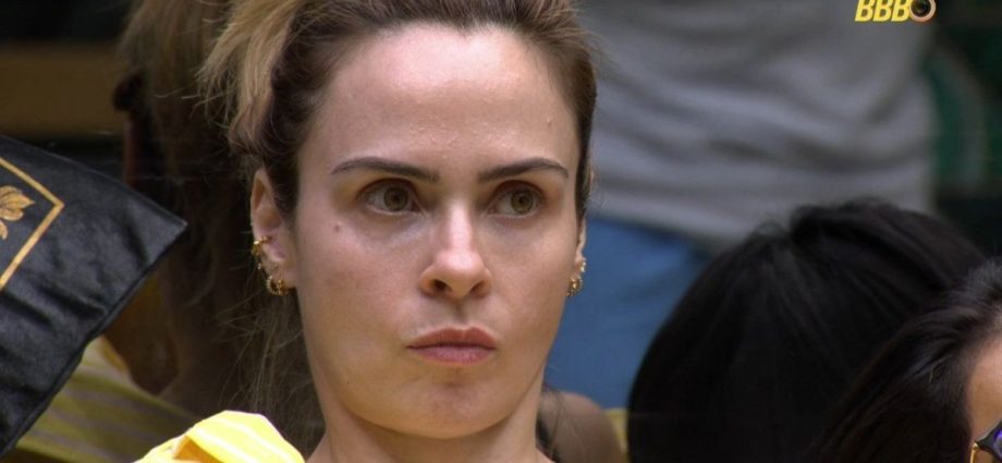 BBB 26: ANA PAULA RENault DIZ QUE NÃO SE SENTE PARTE DO GRUPO VETERANOS