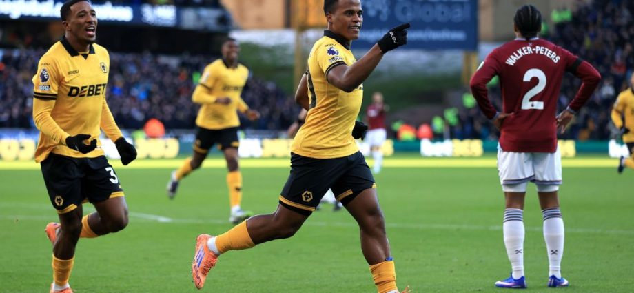 JHON ARIAS: FLUMINENSE CONFIRMA INTERESSE NO RETORNO