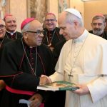 COMUNHÃO VIVA: PAPA ENCONTROU BISPOS DO PERU