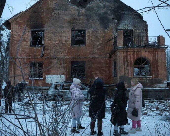IRÃ E SÍRIA: O ALERTA DO PAPA E A BUSCA POR PAZ