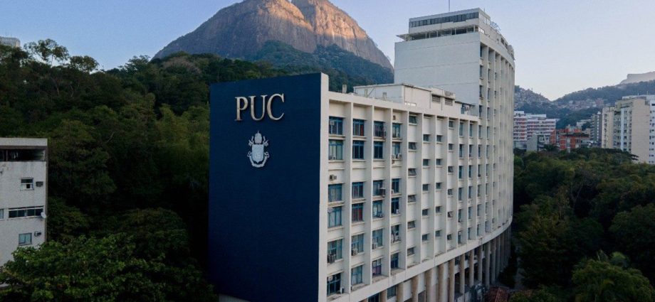 PPG EM TEOLOGIA DA PUC-RIO ALCANÇA NOTA 6 NA CAPES