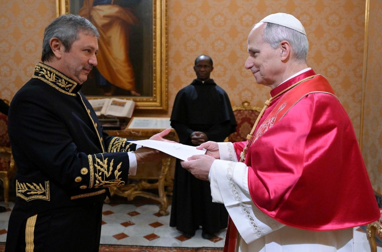 EMBAIXADOR DO PERU: NOVA MISSÃO NO VATICANO