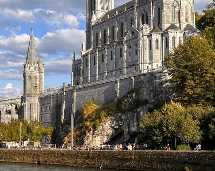 COMUNICAÇÃO CATÓLICA: SEJAM ARTESÃOS DA PALAVRA