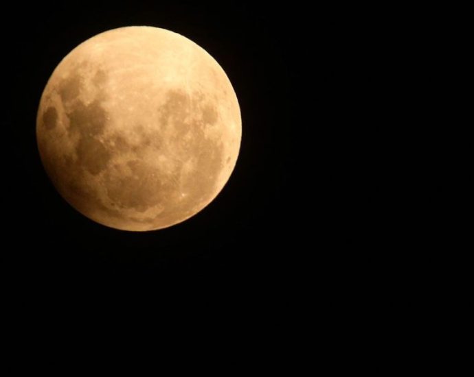 ECLIPSES, SUPERLUAS E METEOROS EM 2026: VEJA DATAS