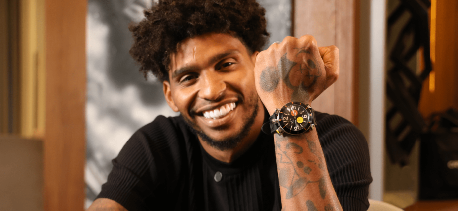 RELÓGIO HUGO SOUZA: HOMENAGEM À TORCIDA DO CORINTHIANS