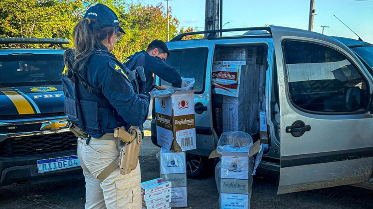 APREENSÃO DE CIGARROS CONTRABANDEADOS NO CEARÁ