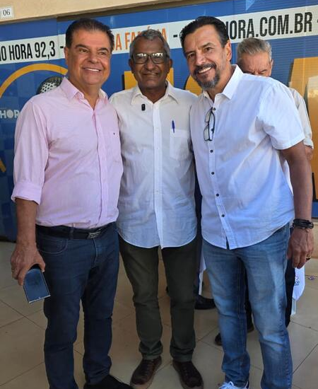 JORNALISMO: SENADOR HOMENAGEIA ARTHUR MÁRIO MEDEIROS