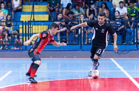 CAMPEONATO DE FÉRIAS: MAGNATAS E ATHLETICANOS BRILHAM