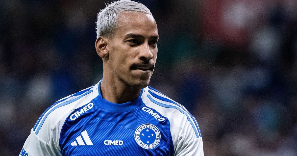 MATHEUS PEREIRA: RENOVAÇÃO NO CRUZEIRO GARANTE FUTURO BRILHANTE