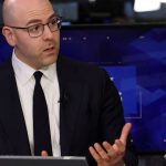 FED: DIRIGENTE DEVE DEIXAR CARGO COM INDICAÇÃO DE WARSH