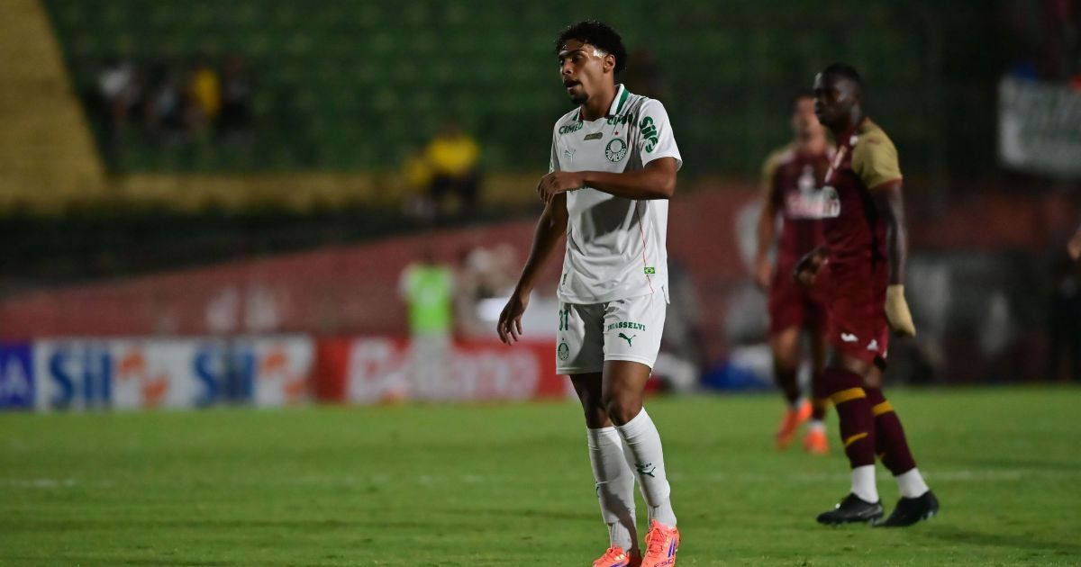 PALMEIRAS VENCE PORTUGUESA E COMEÇA BEM O PAULISTÃO