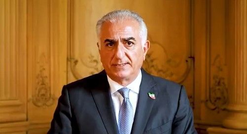 REZA PAHLAVI: HERDEIRO EXILADO DA MONARQUIA DO IRÃ