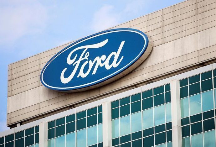 LUCROS DA FORD: CRESCIMENTO EM MEIO À GREVE