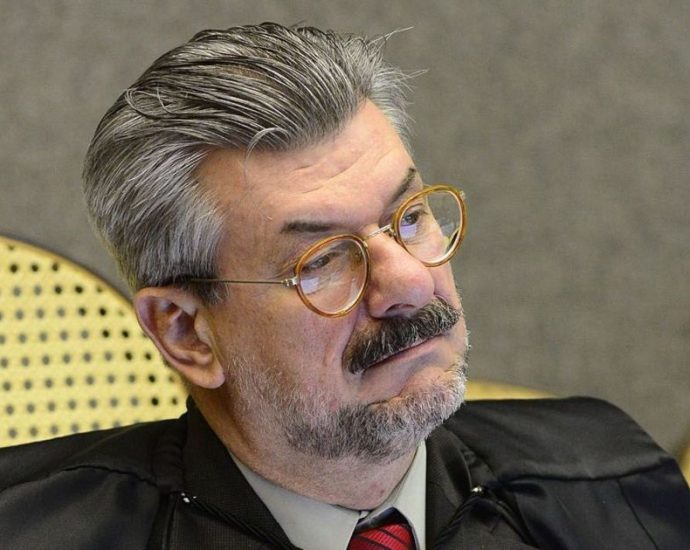 STJ: AFASTAMENTO DE MINISTRO MARCO BUZZI EM DEBATE