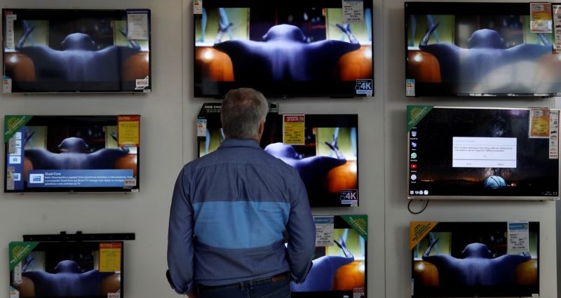 VAREJO BRASILEIRO REGISTRA QUEDA DE 1,3% EM JANEIRO